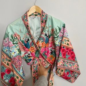 TIE UP TROPICAL BLOUSE